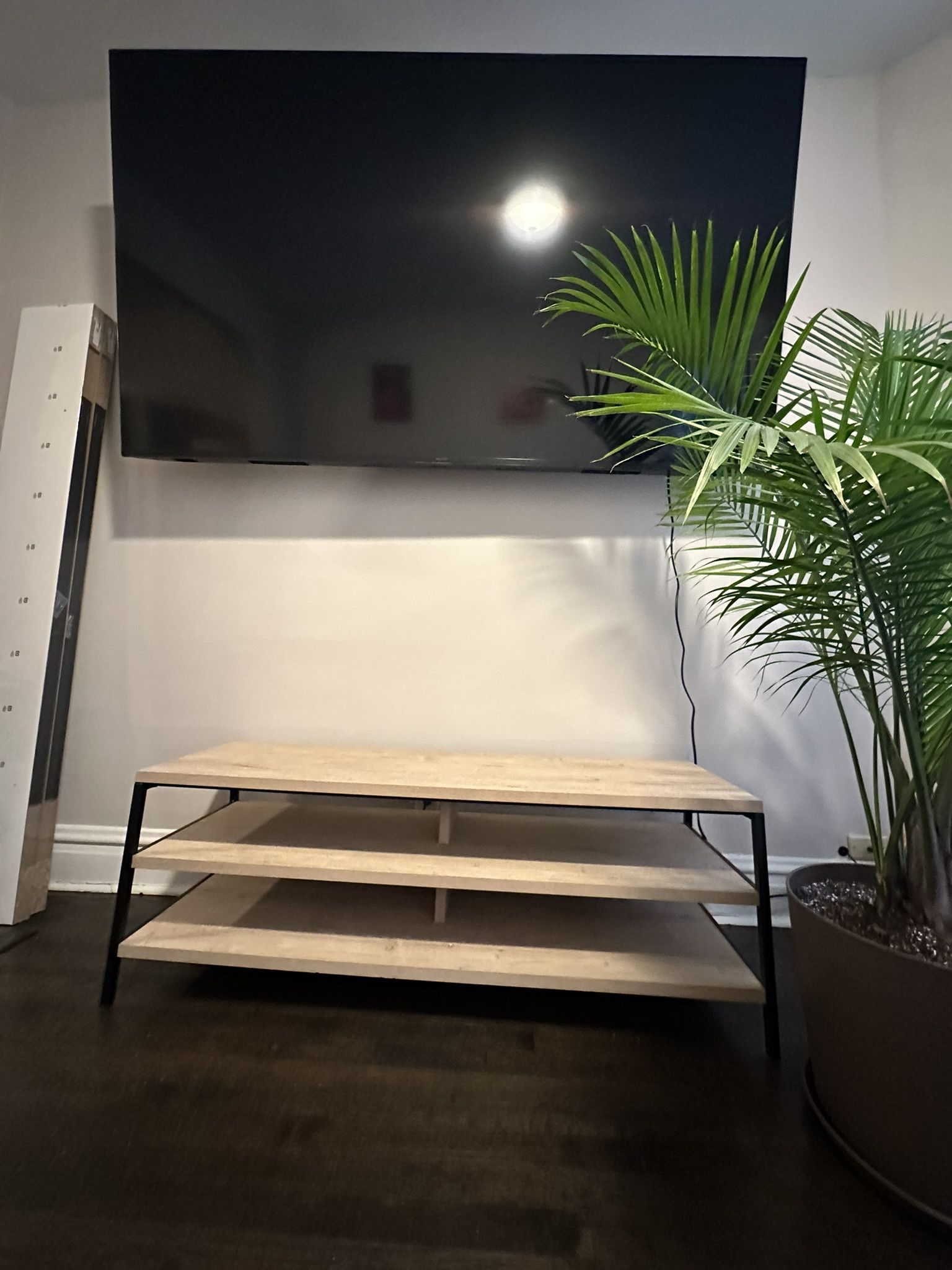TV Stand (new)