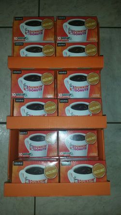 NEW (22) Boxes of 10 Pods Keurig Dunkin Donuts hazelnut coffee k cups with display