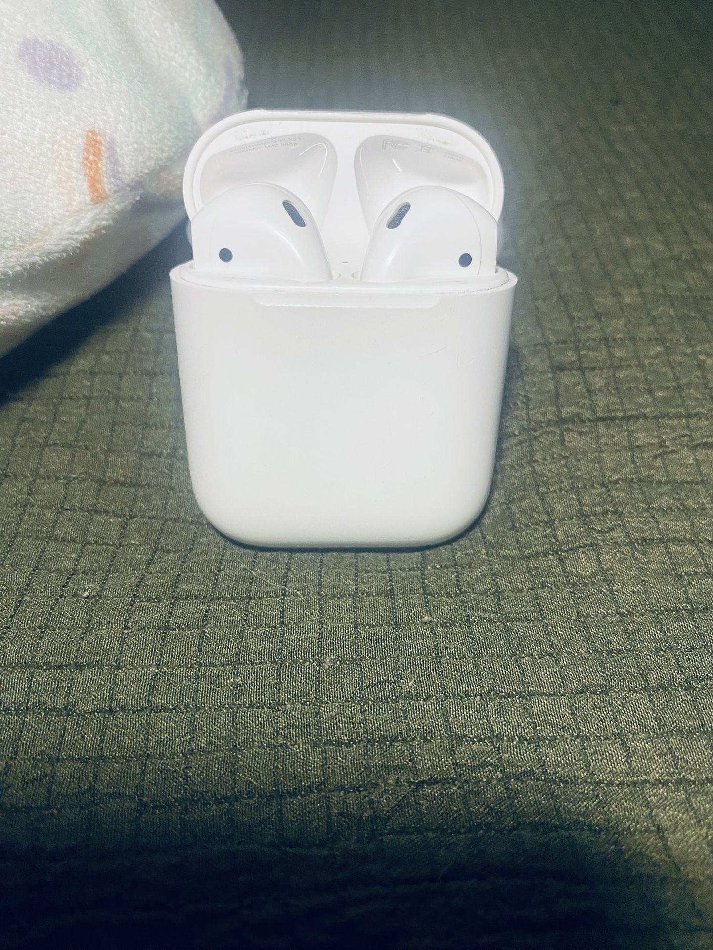 Airpods 2 Gen