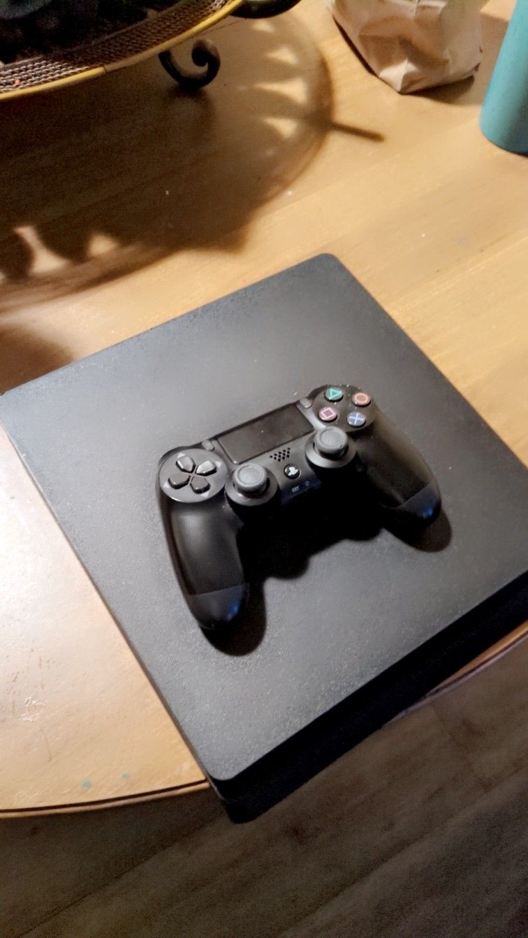 PS4 With Controller 