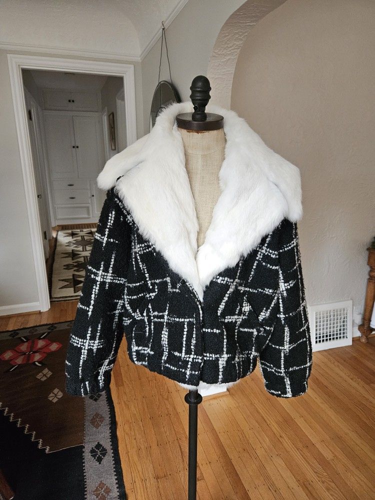 White Rabbit Fur Lined Collar Black And White Boucle Jacket Coat L NO OFFERS