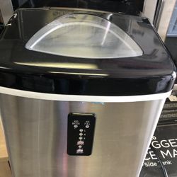 Insignia™ - 33-Lb. Portable Ice Maker - Stainless steel Model:NS-IMP33SS9 