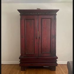 FREE ARMOIR TV DRESSER (New Jersey) 