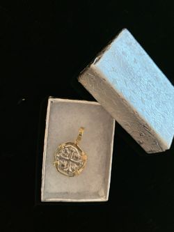 Small Atocha silver coin with gold bezel