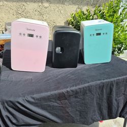 Mini Fridge 