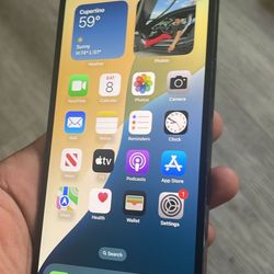 iPhone Pro Max 12