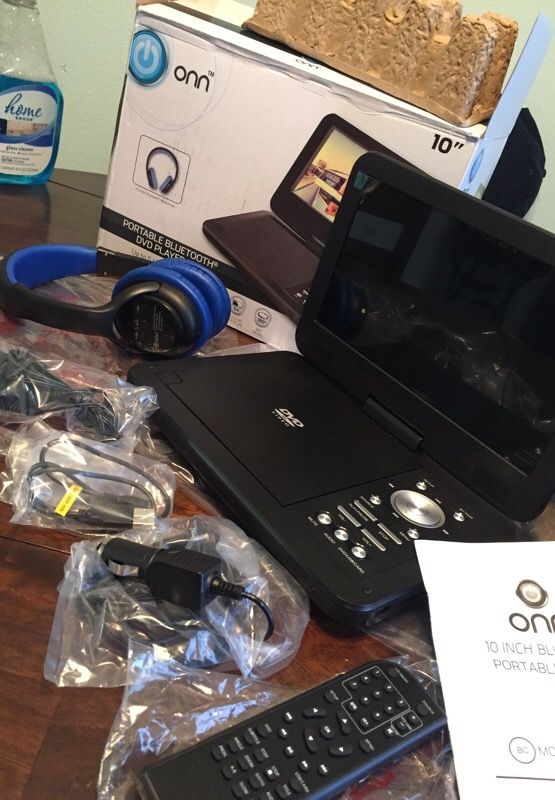 ONN 10" Bluetooth Portable DVD Player Kit with Bluetooth Headphones