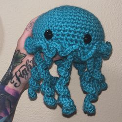 Crochet Turquoise Jelly Fish 