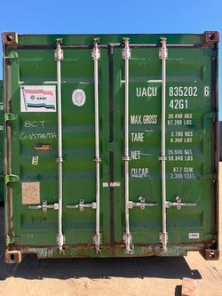 Storage shipping containers