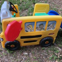 Little Tykes Outdoor Bus Slide