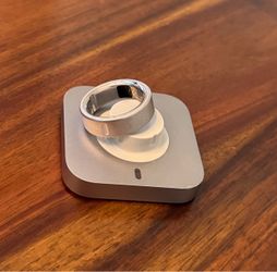 Oura Ring 4 – Brushed Silver