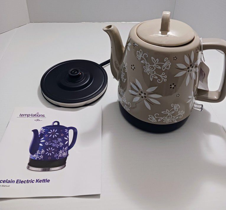 Breville One Touch Tea Kettle for Sale in Santa Monica, CA - OfferUp