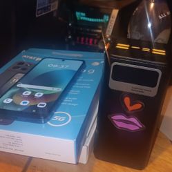 AT&T MotoG Play 5G & Super Fast Charge Power Bank 