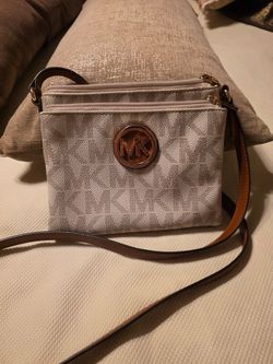 MK Michael Kors Brown Leather Crossbody Bag Shoulder Bag 6.5" X 6.5