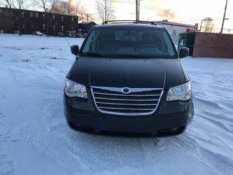 2009 Chrysler town and country