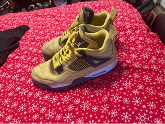 Yellow retro Jordan 4’s size 10 / 10 and a half