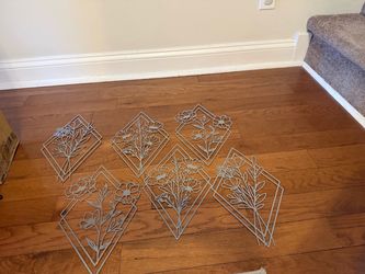 Metal decor