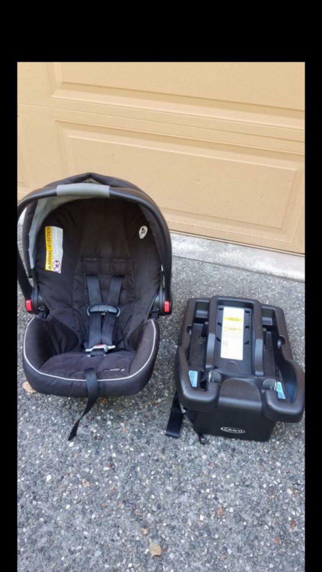 Baby car seat and base Graco and Easy Connect system