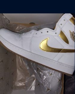 Brand New Jordan 1 Size 10.5w And In Men 9m 100% Authentic  No Box 