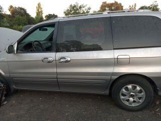 For parts 2004 kia Sedona