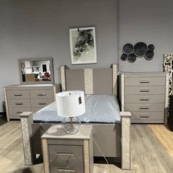 Bedroom Sets -Dressers/Mattresses/Nightstands/Etc- Same Day Delivery and No Credit Required