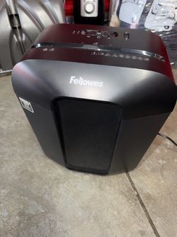 Paper shredder
