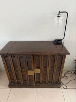 Vintage Servicer / bar
