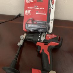 Milwaukee 18v Hammer Drill 2-speed Brushles And Battery 2.0 New No Cargador 