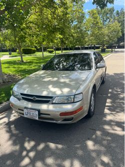 1999 Nissan Maxima