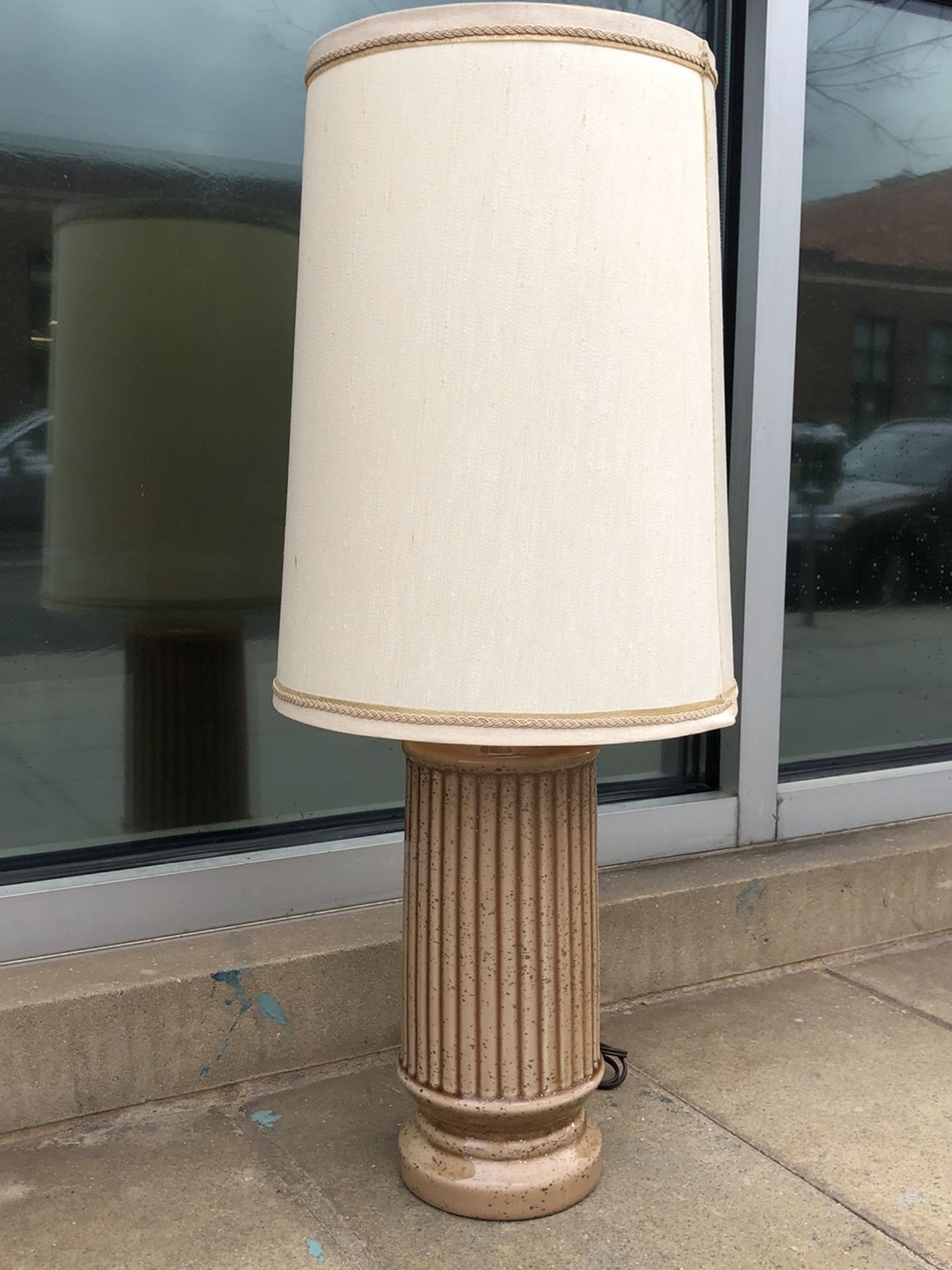 Vintage Gold Speckled Ceramic Table Lamp