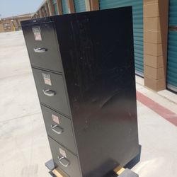 Pemberly Row 4 Draers 