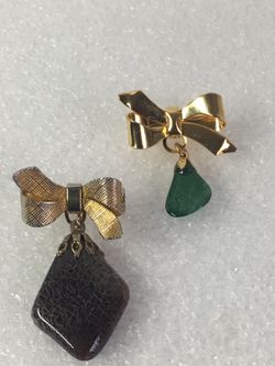 VINTAGE BROOCH LOT 😍😍 BOTH FOR $7