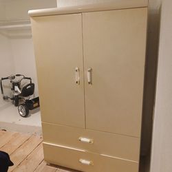 Pick up in Chicago Pilsen area