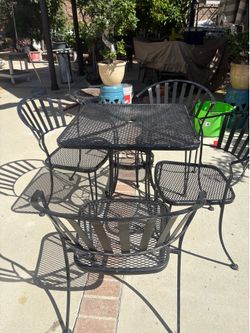 Outdoor Table Set