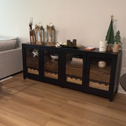 Buffet / Sideboard / Entry Way Table 