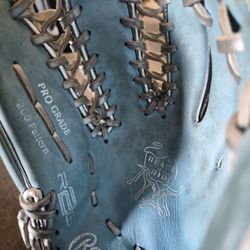 Rawlings Glove
