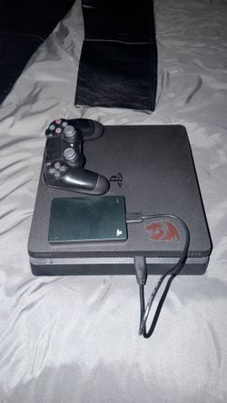 Sony PlayStation 4 Slim & hard drive & controller