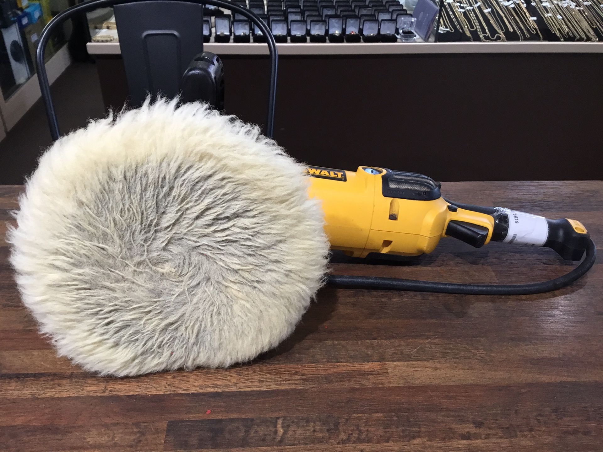 DEWALT DWP849X CORDED BUFFER/POLISHER for Sale in Escondido, CA OfferUp