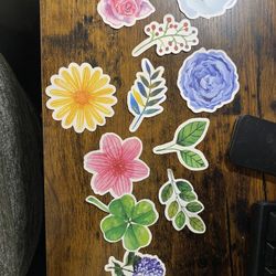 Flowers And Leaves Waterproof Vinyl Stickers - 11 Pieces