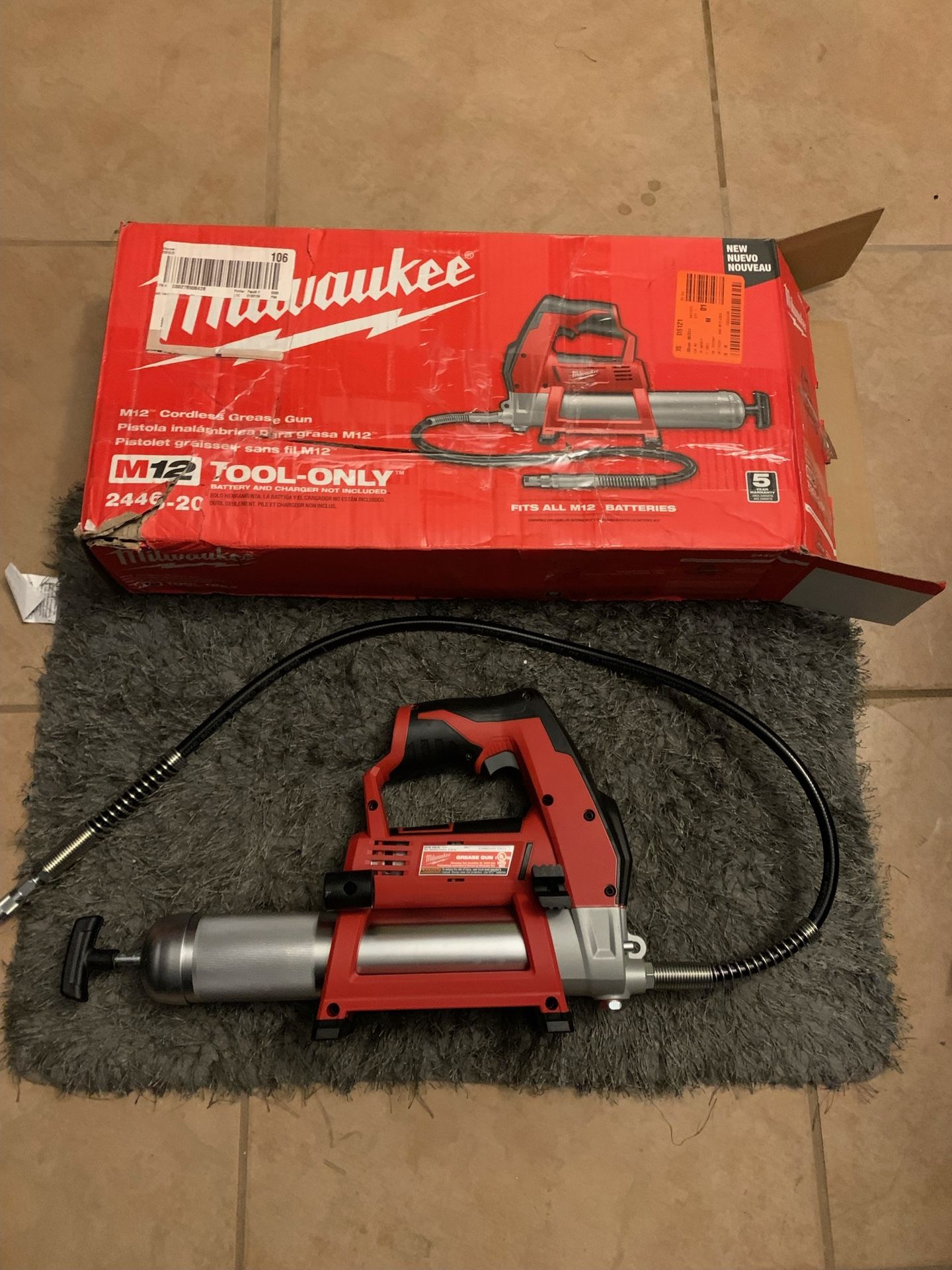 Milwaukee 2446-20 M12™ Cordless LITHIUM-ION Grease Gun (Bare-Tool)