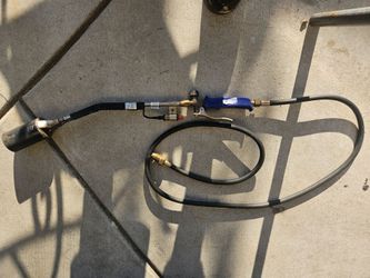 Torch for roofing