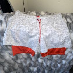 Womens Adidas Shorts Size Large (16/18)