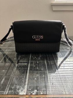 Guess purse