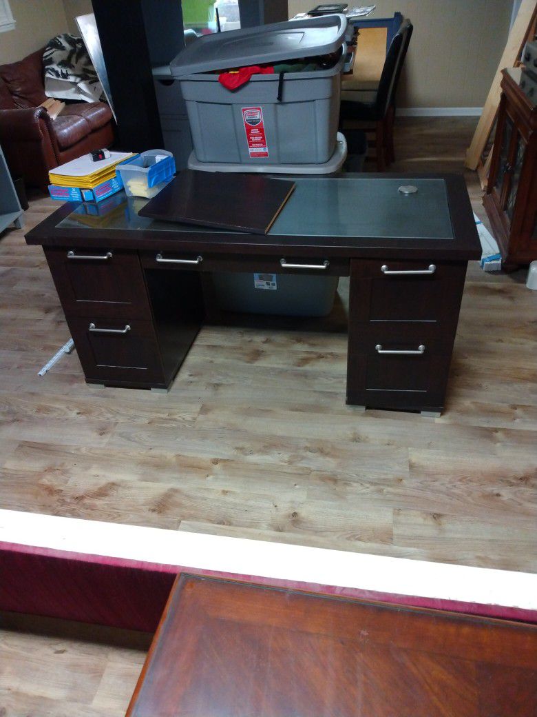 Office Desk With Glass Top Insert
