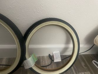 Lowrider bike tires