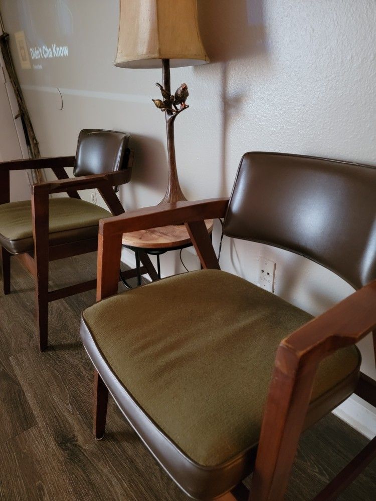 Danish Mid Century Gunlocke Chairs for Sale in San Antonio TX