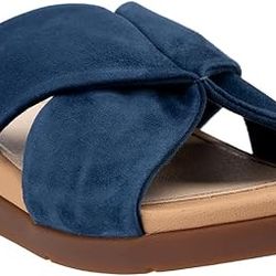 The Revitalign Women's Riviera Slide Sandal Size  10 D