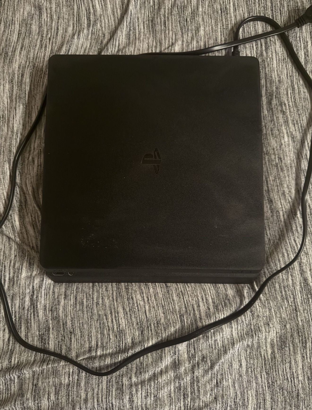 PlayStation 4 Slim