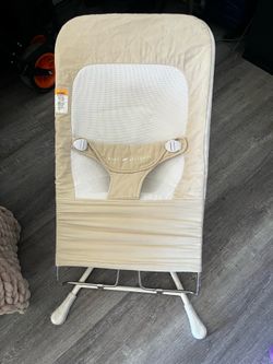 Baby bouncer