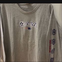 Brand New Authentic New England Patriots NFL Long  Sleeve Shirt